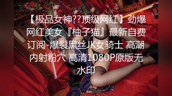 娇小的红发美女西迪克激情啪啪 (1)