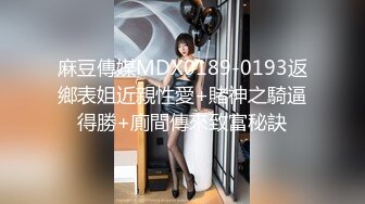 【超巨乳】Onlyfans Jade 福利合集，两只手都把握不住一只大灯