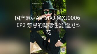  绿帽老公带着漂亮老婆参加淫乱的3P派对完美露脸