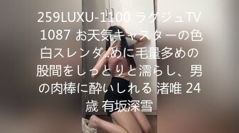 《乐橙云破解》眼镜哥和白嫩的小女友❤️各种姿势啪啪从床上干到床下