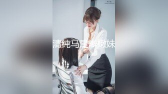 酒吧女厕偷拍一个憋了一肚子尿的长发美女