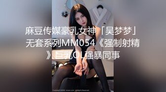 Ria 久留美挑逗你的睾丸，这些睾丸充满了精液，准备填满她的小嘴。