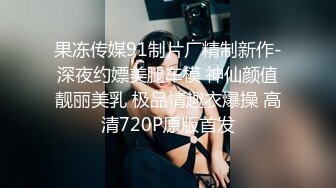 妈妈的乳汁，开档黑丝露脸极品少妇跟大哥激情啪啪，口交足交骚穴特写，各种抽插激情上位，边草边挤奶水刺激